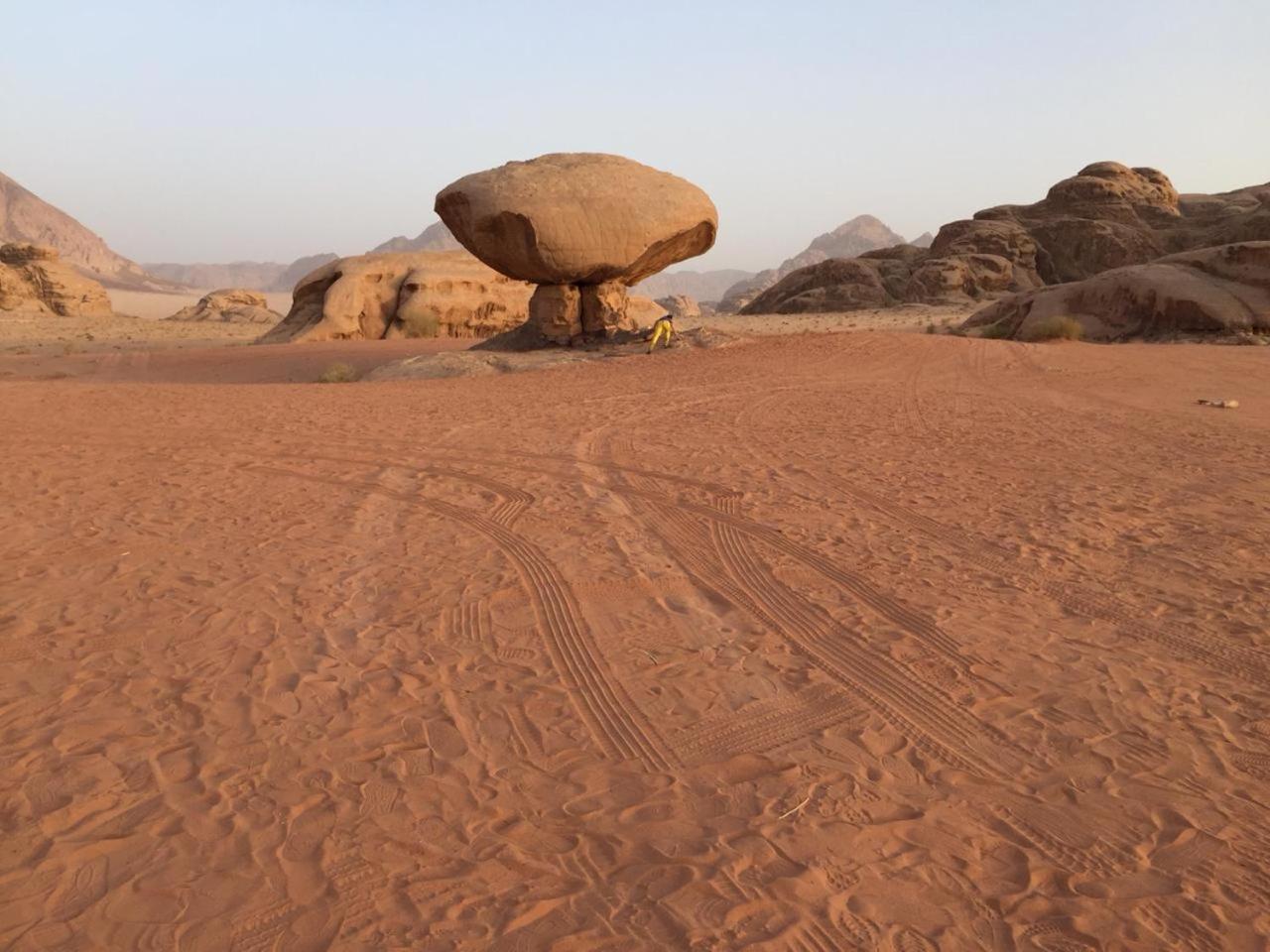 Bubble Tent & Luxury Camp Hotel Wadi Rum Exterior foto