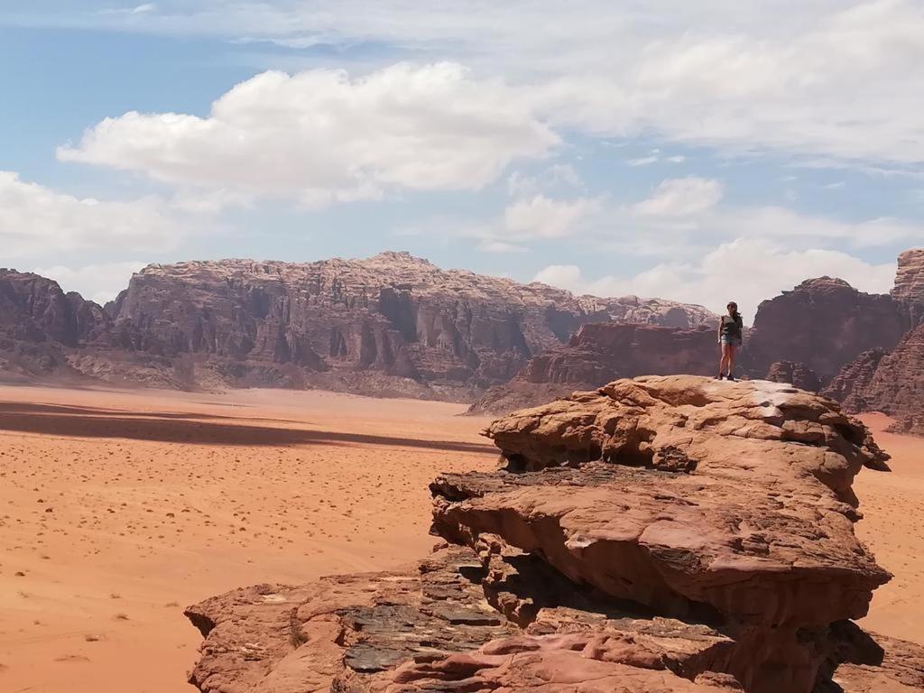 Bubble Tent & Luxury Camp Hotel Wadi Rum Exterior foto